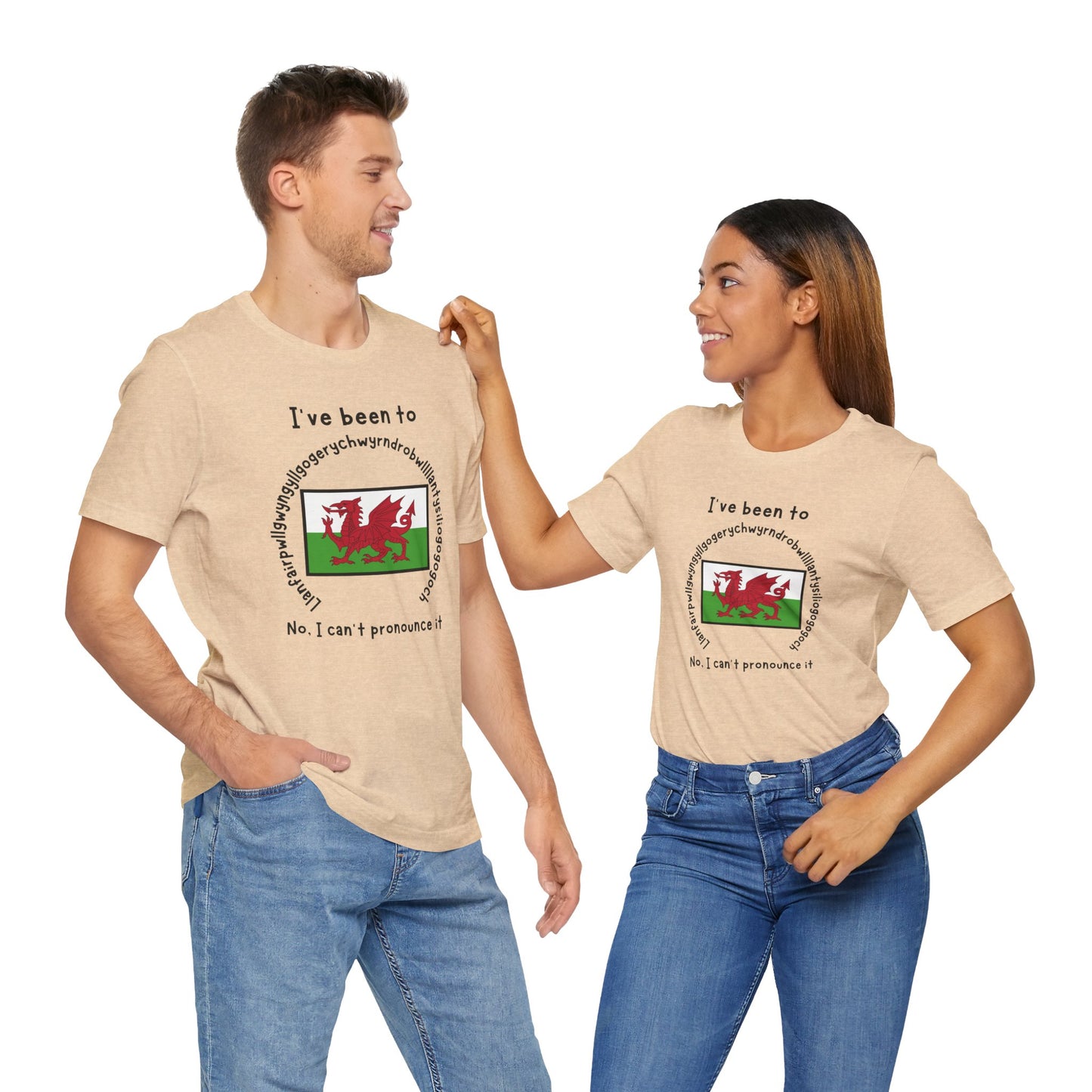 Llanfairpwllgwyngyllgogerychwyrndrobwllllantysiliogogogoch T-Shirt – Funny Wales Travel Merch
