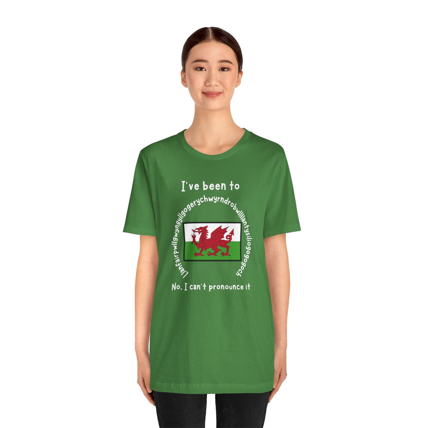 Llanfairpwllgwyngyllgogerychwyrndrobwllllantysiliogogogoch T-Shirt – Funny Wales Travel Merch
