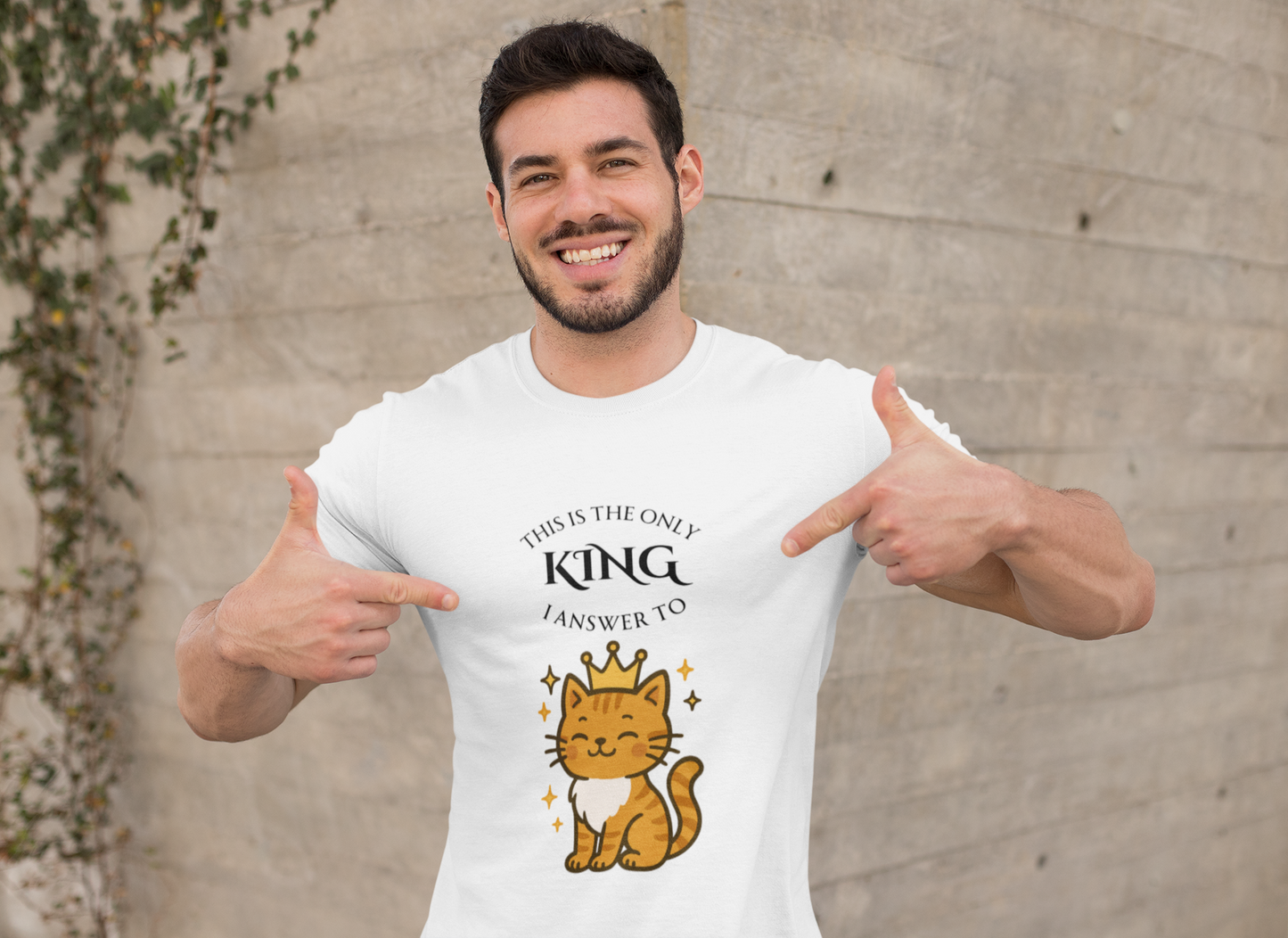 "The Only King I Answer To" T-Shirt – Cute Cat Lady Tee
