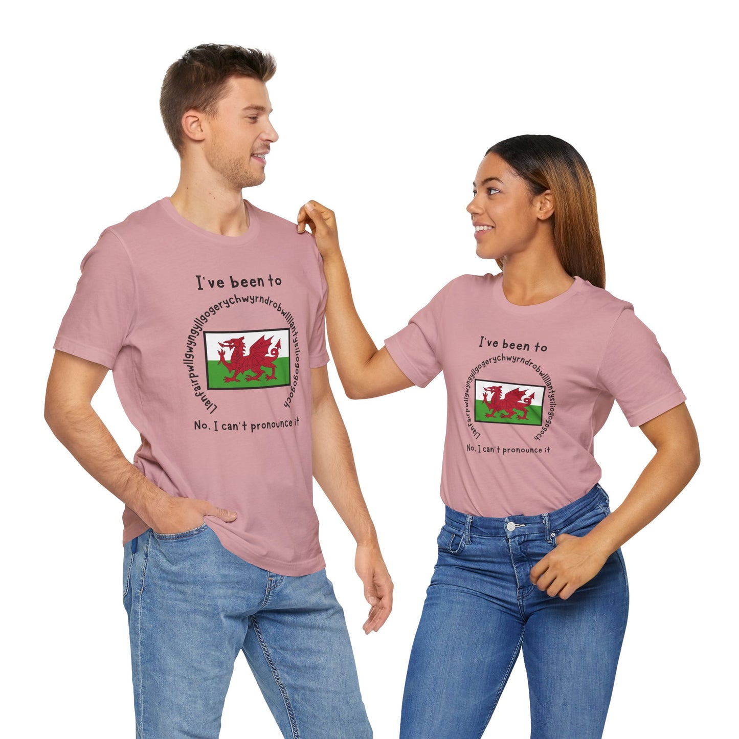 Llanfairpwllgwyngyllgogerychwyrndrobwllllantysiliogogogoch T-Shirt – Funny Wales Travel Merch