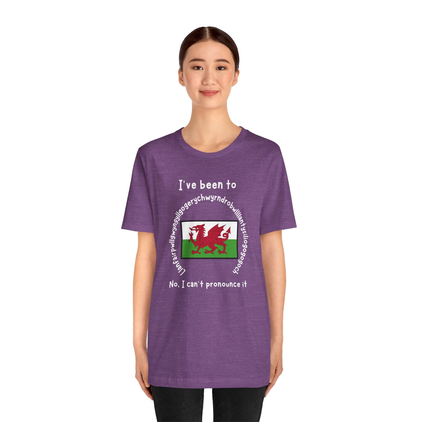 Llanfairpwllgwyngyllgogerychwyrndrobwllllantysiliogogogoch T-Shirt – Funny Wales Travel Merch