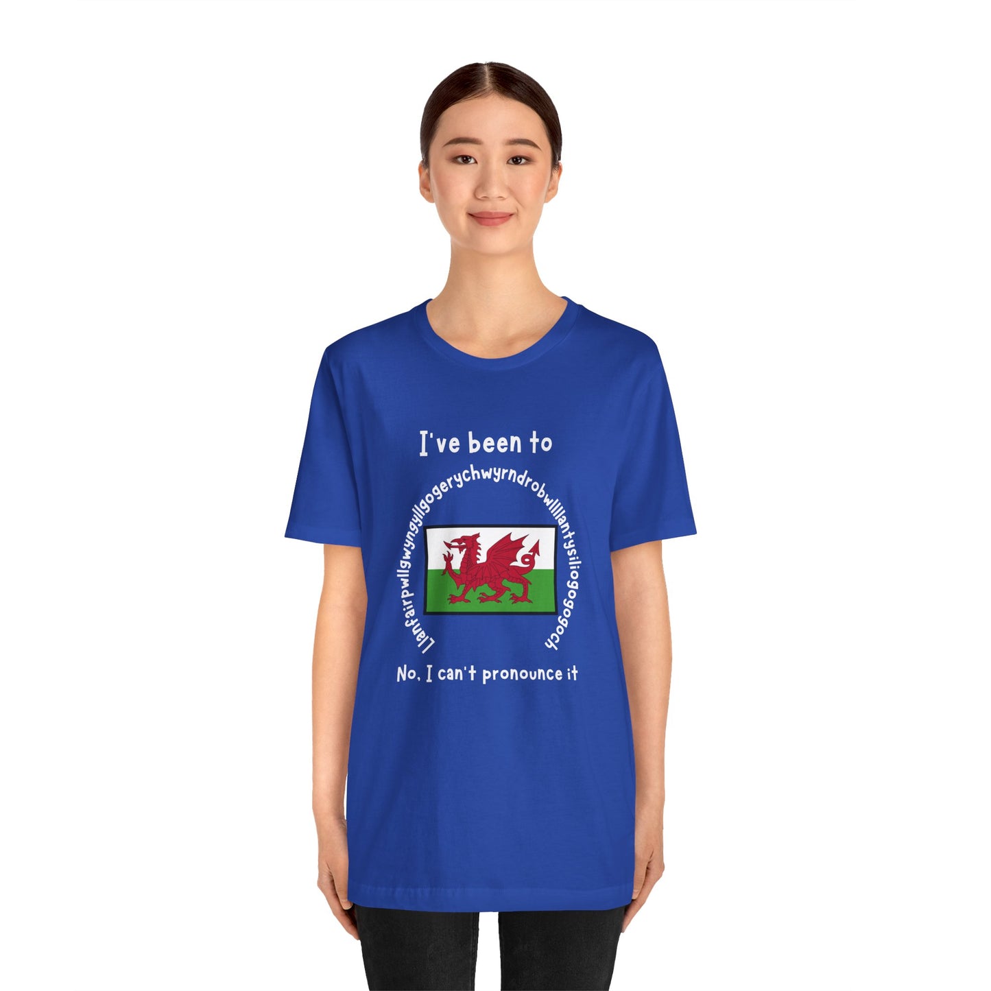 Llanfairpwllgwyngyllgogerychwyrndrobwllllantysiliogogogoch T-Shirt – Funny Wales Travel Merch