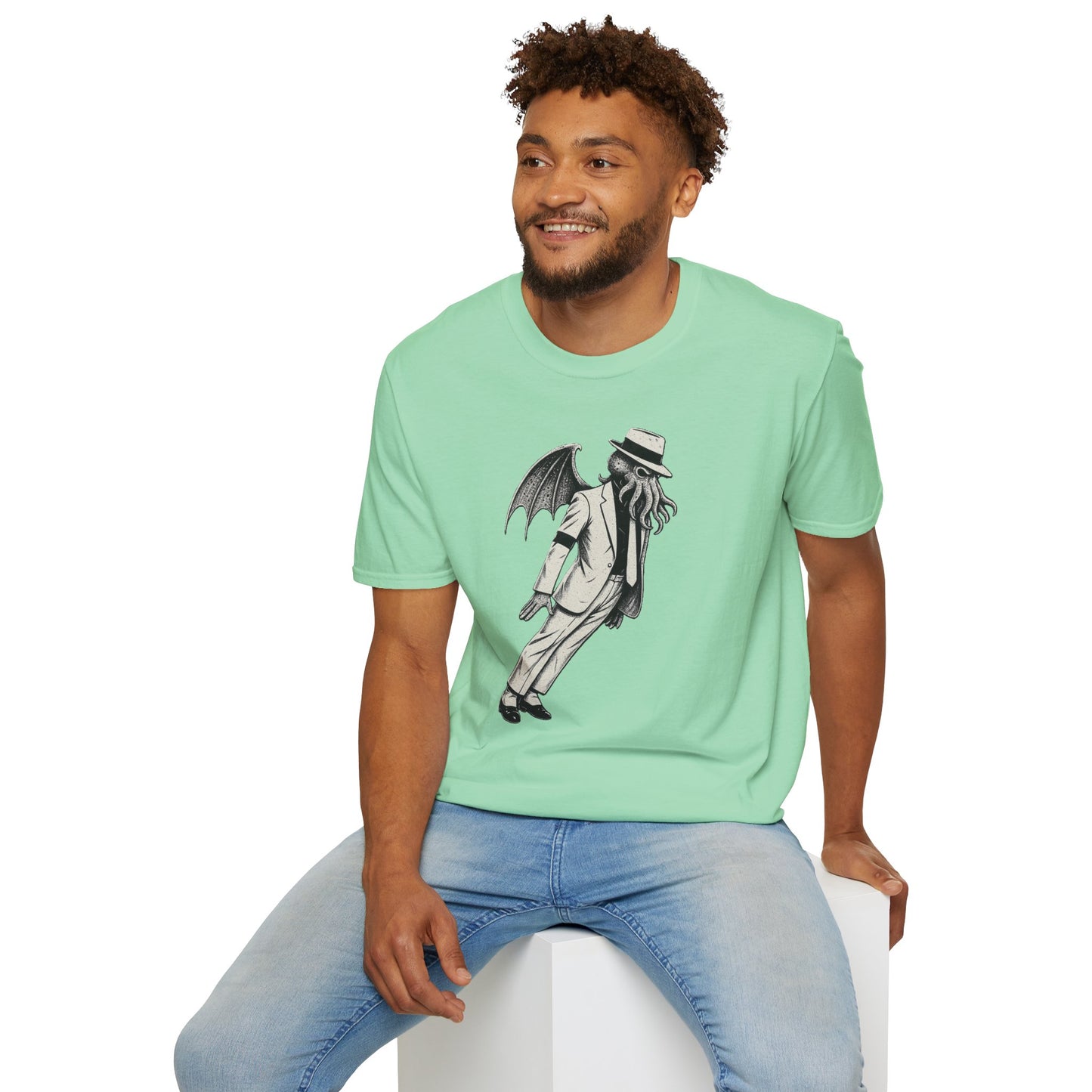 Smooth Cthulhu T-Shirt – Lovecraftian Smooth Criminal Tee
