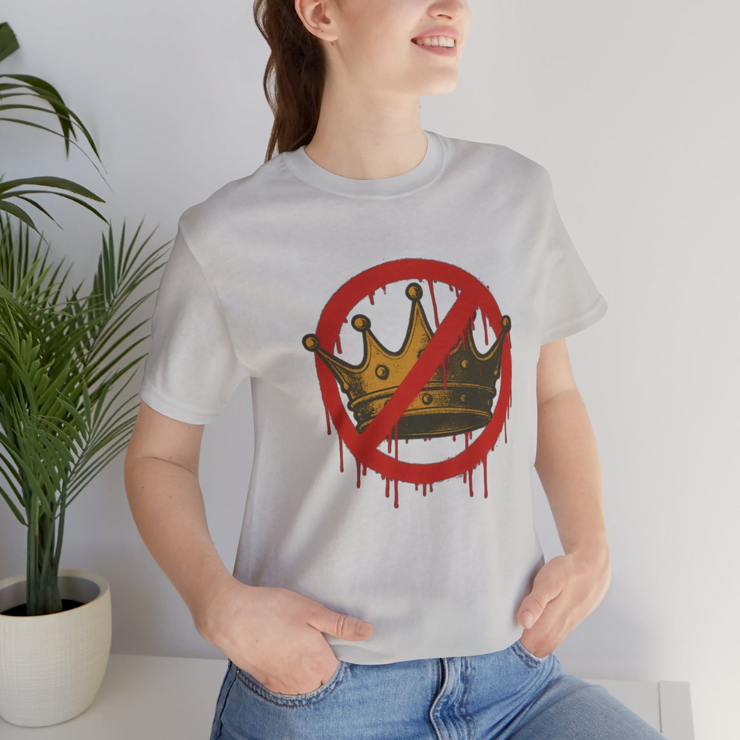 No Kings T-Shirt – Anti-Monarchy Protest Tee for Global Rebels