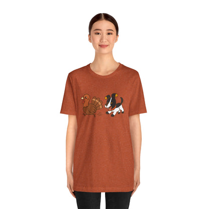 Dog Chasing Turkey T-Shirt – Funny Thanksgiving Dog Tee