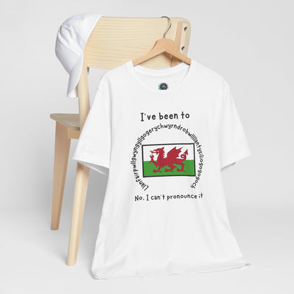 Llanfairpwllgwyngyllgogerychwyrndrobwllllantysiliogogogoch T-Shirt – Funny Wales Travel Merch
