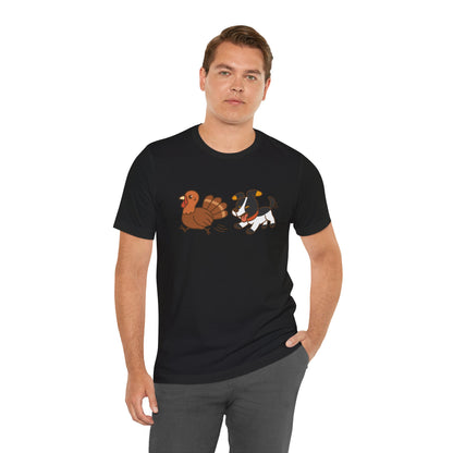 Dog Chasing Turkey T-Shirt – Funny Thanksgiving Dog Tee