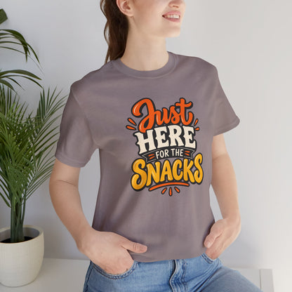Just Here for the Snacks T-Shirt – Funny Halloween Foodie Tee