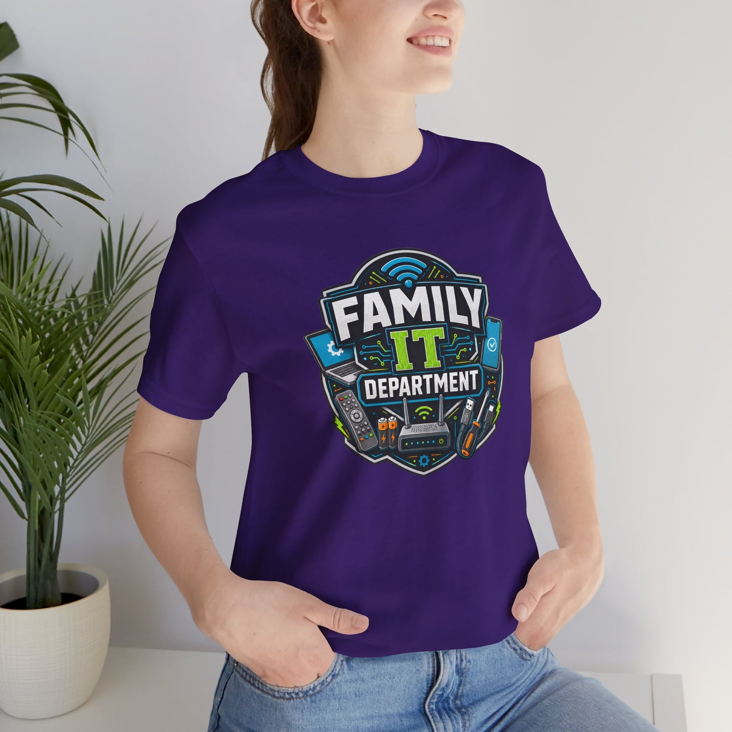 Family IT Department T-Shirt – Funny Household Tech Support Tee