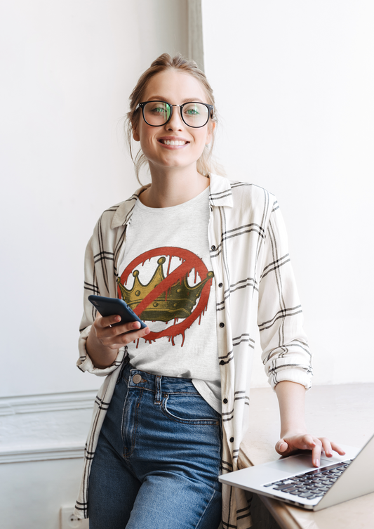 No Kings T-Shirt – Anti-Monarchy Protest Tee for Global Rebels
