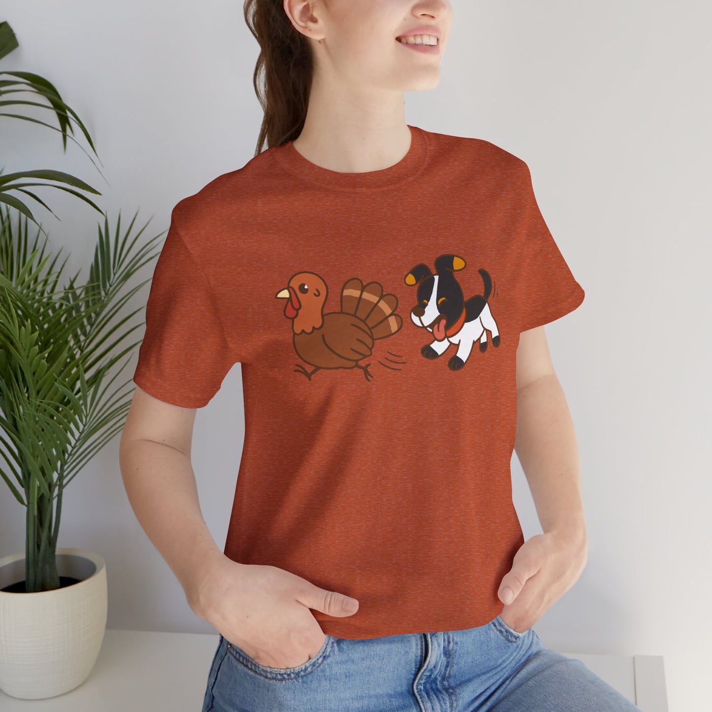 Dog Chasing Turkey T-Shirt – Funny Thanksgiving Dog Tee