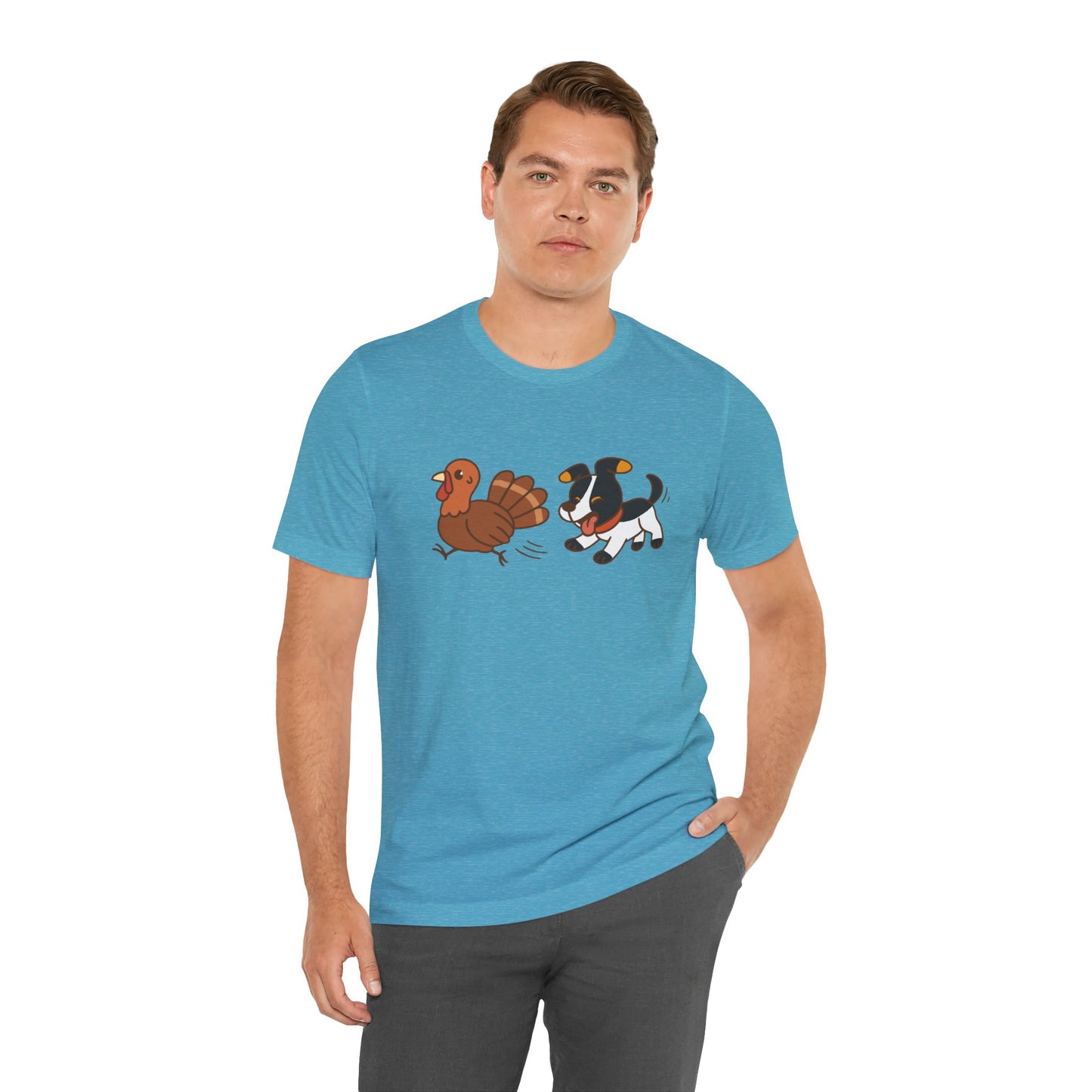 Dog Chasing Turkey T-Shirt – Funny Thanksgiving Dog Tee