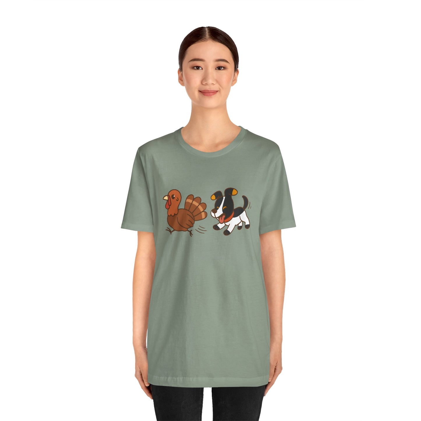 Dog Chasing Turkey T-Shirt – Funny Thanksgiving Dog Tee