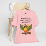 Pink parrot alarm T-shirt with “My alarm clock” text and green winged conure graphic