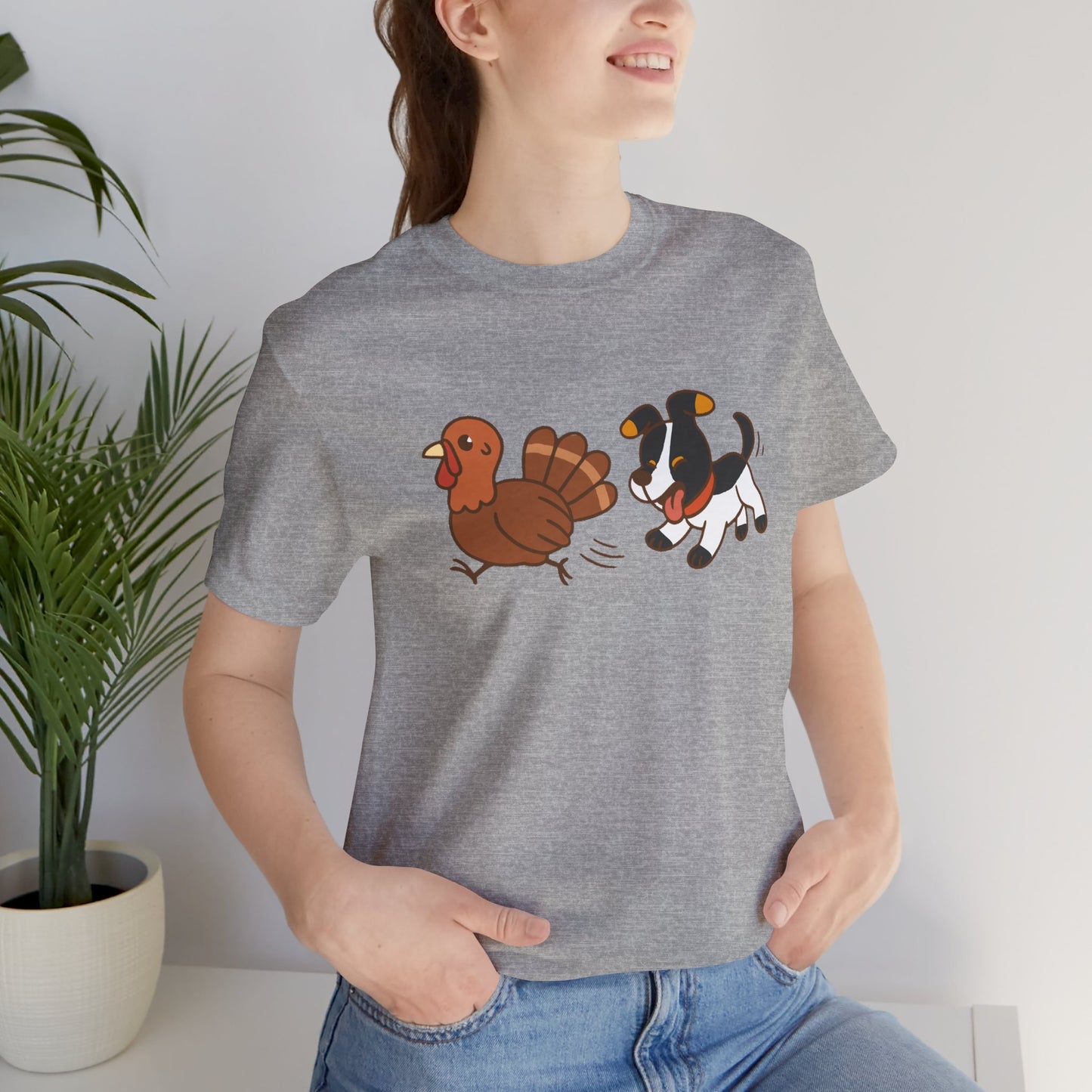 Dog Chasing Turkey T-Shirt – Funny Thanksgiving Dog Tee