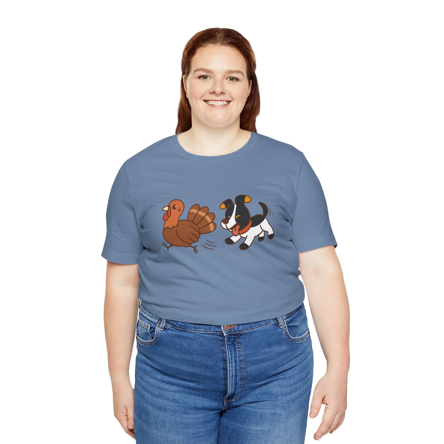 Dog Chasing Turkey T-Shirt – Funny Thanksgiving Dog Tee